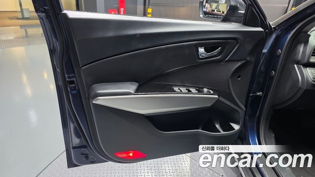 KG Mobility (SsangYong) Tivoli Diesel LX 2WD 2016 — фото 24
