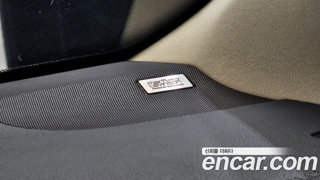 Lexus NX300h Executive 2019 — фото 31
