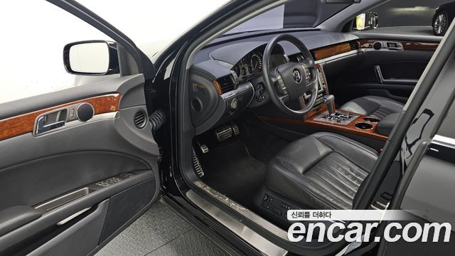 Volkswagen Phaeton V6 3.0 TDI VW611 2013 — фото 11