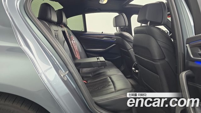 BMW 5 Series (G30) 530i M Sport Package Plus 2018 — фото 12