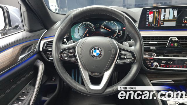 BMW 5 Series (G30) 530i M Sport Package Plus 2018 — фото 13