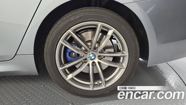 BMW 5 Series (G30) 530i M Sport Package Plus 2018 — фото 21
