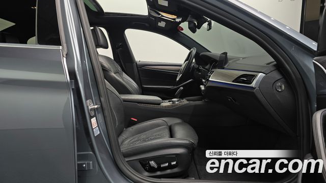 BMW 5 Series (G30) 530i M Sport Package Plus 2018 — фото 26