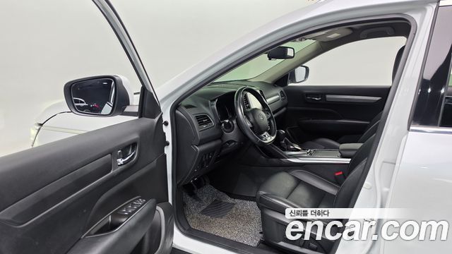 Renault Korea QM6 2.0 LPe LE Signature 2WD 2022 — фото 10