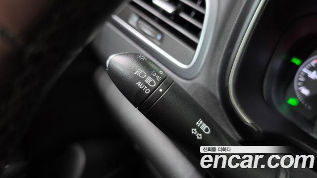 Renault Korea QM6 2.0 LPe LE Signature 2WD 2022 — фото 19
