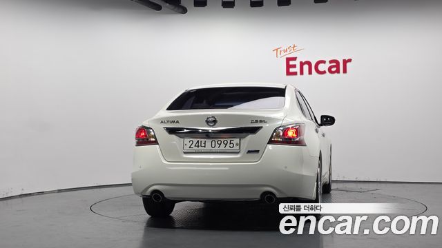 Nissan Altima 2.5 L33 2016 — фото 4