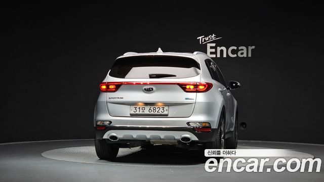 Kia Sportage The Bold Diesel 2.0 2WD Prestige 2019 — фото 4