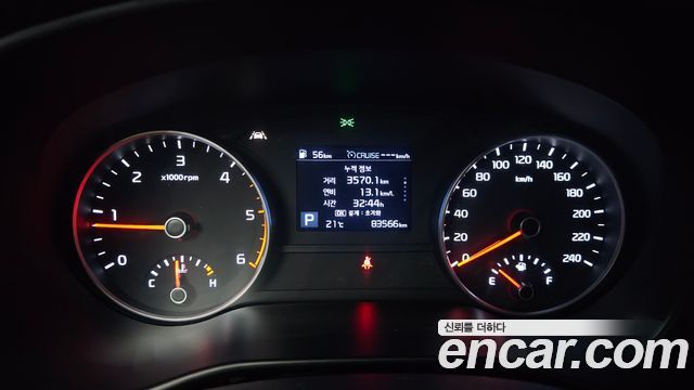 Kia Sportage The Bold Diesel 2.0 2WD Prestige 2019 — фото 8