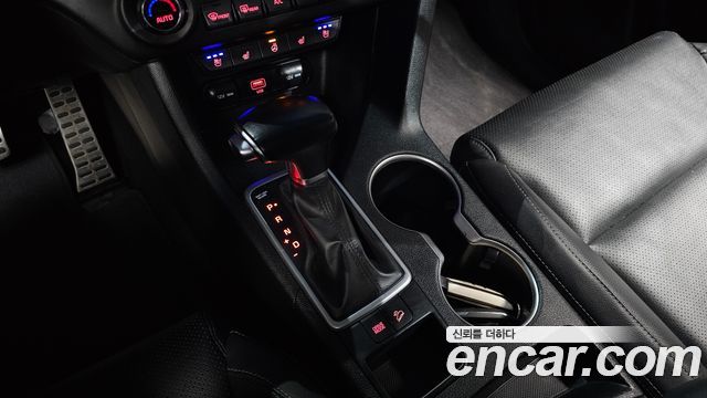 Kia Sportage The Bold Diesel 2.0 2WD Prestige 2019 — фото 9