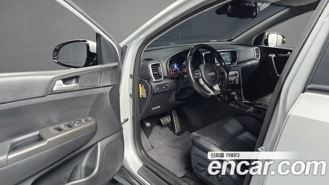 Kia Sportage The Bold Diesel 2.0 2WD Prestige 2019 — фото 10
