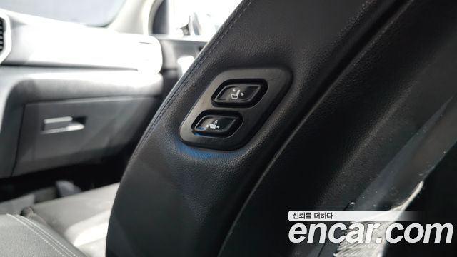 Kia Sportage The Bold Diesel 2.0 2WD Prestige 2019 — фото 18