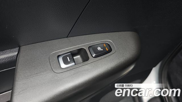 Kia Sportage The Bold Diesel 2.0 2WD Prestige 2019 — фото 19