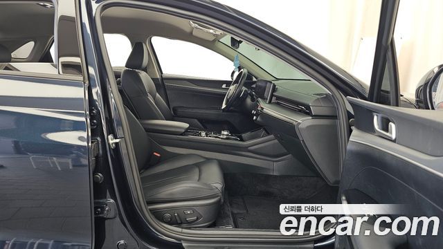 Kia K5 (III) 2.0 Prestige 2024 — фото 11