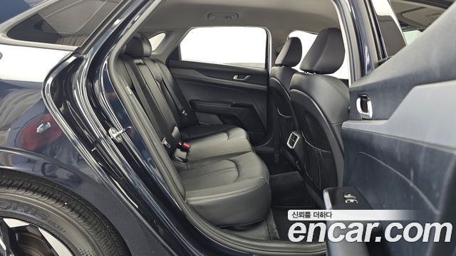 Kia K5 (III) 2.0 Prestige 2024 — фото 12