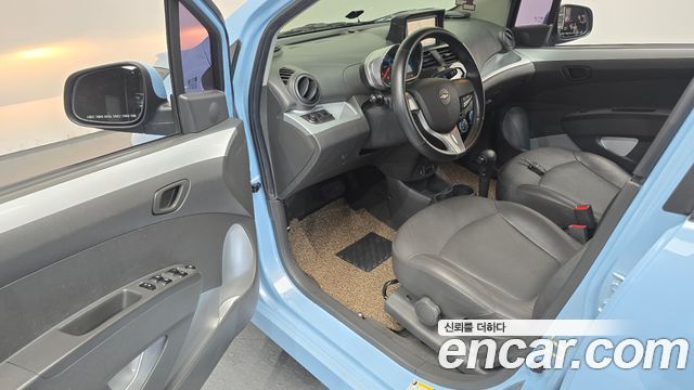 Chevrolet Spark LPG LT Standard 2014 — фото 10