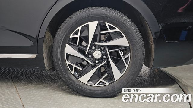 Hyundai Grandeur Hybrid (IG) Le Blanc 2023 — фото 27
