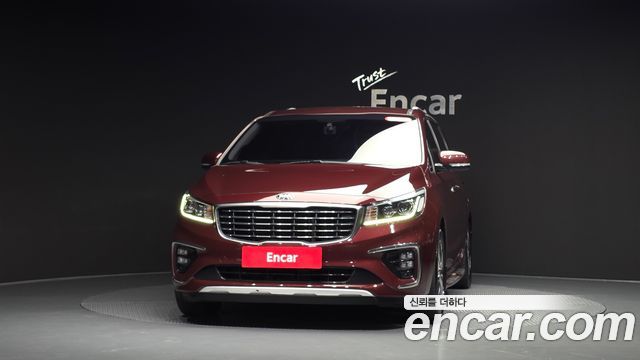 Kia Carnival 9-Seater Luxury 2020 — фото 3