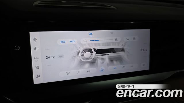 Renault Korea Grand Koleos 1.5 E-TECH Iconic 2WD 2025 — фото 17