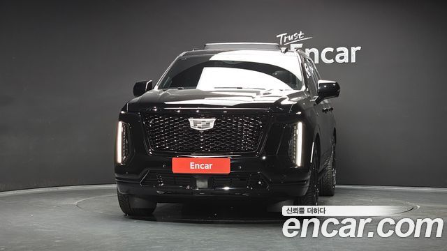 Cadillac Escalade (V) 6.2 Sports Platinum 2026 — фото 3