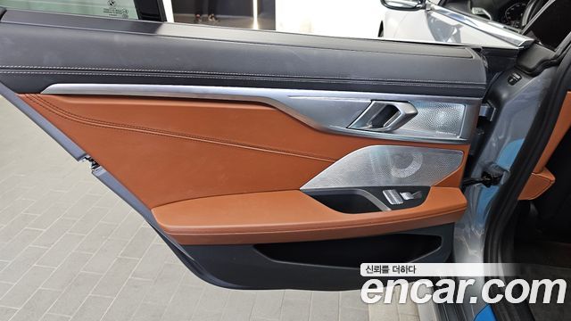 BMW 8 Series (G15) M850i xDrive Gran Coupe 2024 — фото 25