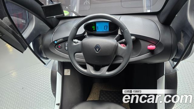 Renault Korea Twizy Life(2-Seater) 2020 — фото 7