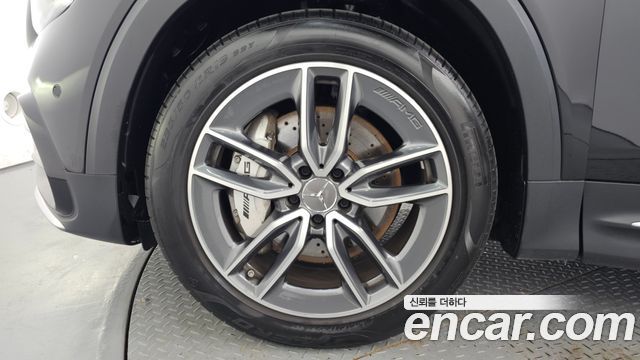 Mercedes-Benz GLB-Class (X247) AMG GLB35 4MATIC 2025 — фото 5