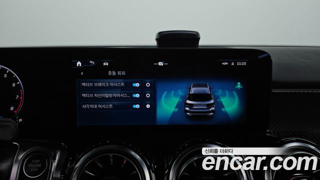Mercedes-Benz GLB-Class (X247) AMG GLB35 4MATIC 2025 — фото 20