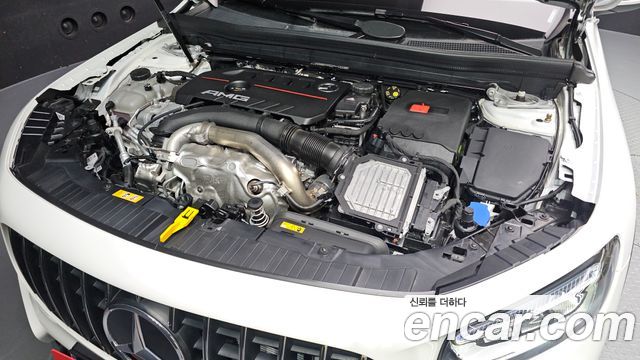 Mercedes-Benz GLB-Class (X247) AMG GLB35 4MATIC 2025 — фото 6