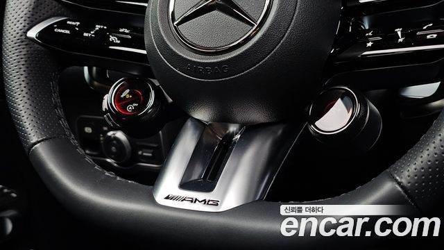 Mercedes-Benz GLB-Class (X247) AMG GLB35 4MATIC 2025 — фото 22