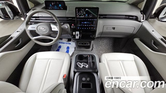 Hyundai Staria Lounge 7-Seater Limousine 2022 — фото 7
