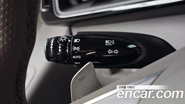 Hyundai Staria Lounge 7-Seater Limousine 2022 — фото 16