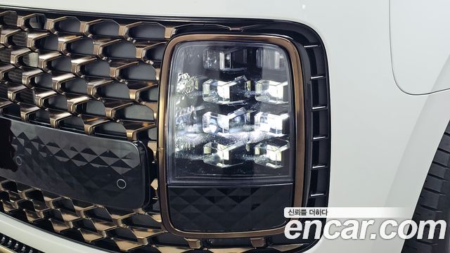Hyundai Staria Lounge 7-Seater Limousine 2022 — фото 22