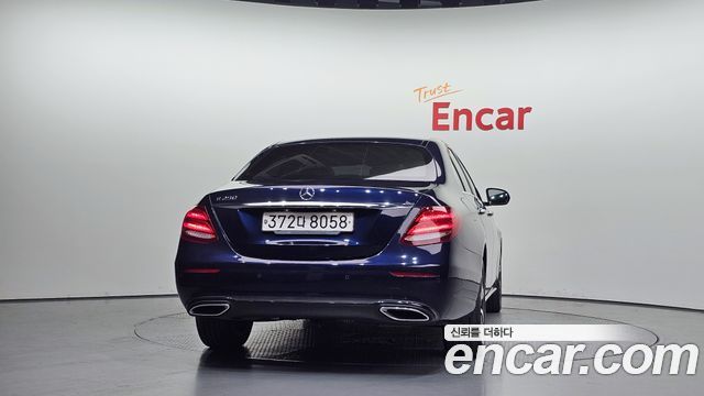 Mercedes-Benz E-Class (W213) E250 Avantgarde 2020 — фото 4