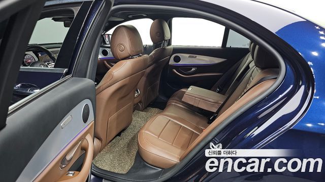 Mercedes-Benz E-Class (W213) E250 Avantgarde 2020 — фото 11