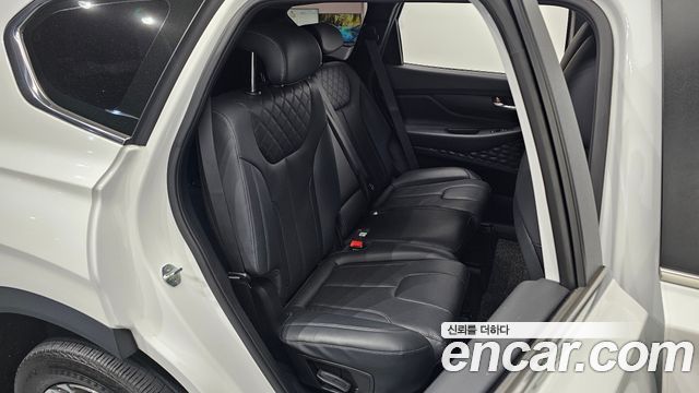 Hyundai Santa Fe Gasoline 2.5T 2WD Exclusive 2022 — фото 11