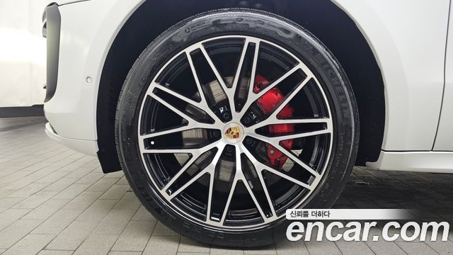 Porsche Macan 2.9 S 2023 — фото 5