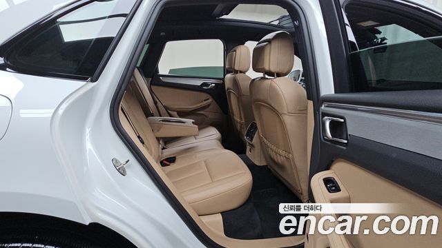 Porsche Macan 2.9 S 2023 — фото 12