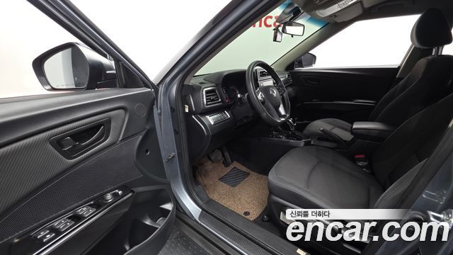 KG Mobility (SsangYong) Very New Tivoli Gasoline 1.5 2WD V1 2020 — фото 10