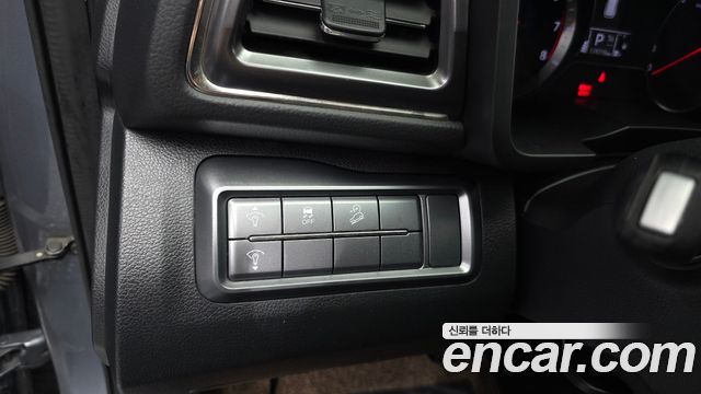 KG Mobility (SsangYong) Very New Tivoli Gasoline 1.5 2WD V1 2020 — фото 20