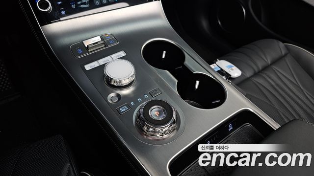 Genesis GV70 2.5T Gasoline AWD 2025 — фото 9