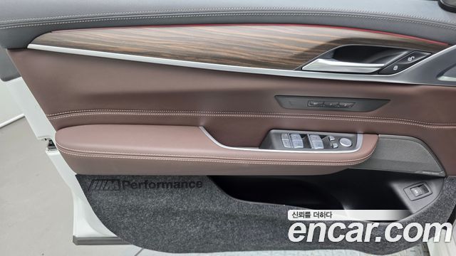 BMW 6 Series GT (G32) 620d Luxury 2024 — фото 24