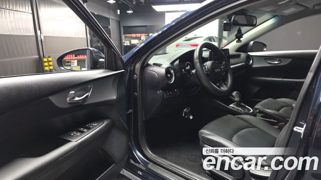 Kia K3 (II) 1.6 Prestige 2022 — фото 10
