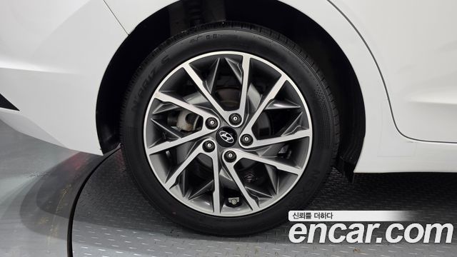 Hyundai Avante (AD) 1.6 Smart Choice 2020 — фото 21