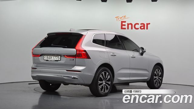 Volvo XC60 (II) B5 Inscription 2022 — фото 2