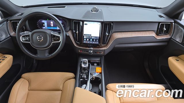 Volvo XC60 (II) B5 Inscription 2022 — фото 7