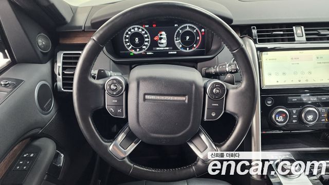 Land Rover Discovery 5 3.0 TD6 HSE 2018 — фото 13