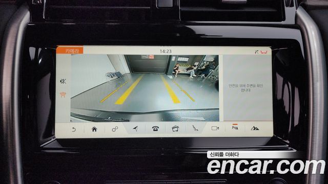 Land Rover Discovery 5 3.0 TD6 HSE 2018 — фото 14