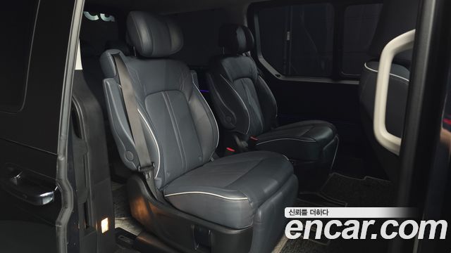 Hyundai Staria L3.5 Lounge 7-Seater Inspiration 2024 — фото 11