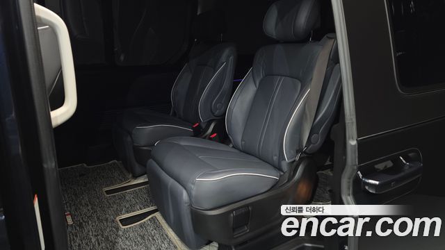 Hyundai Staria L3.5 Lounge 7-Seater Inspiration 2024 — фото 12