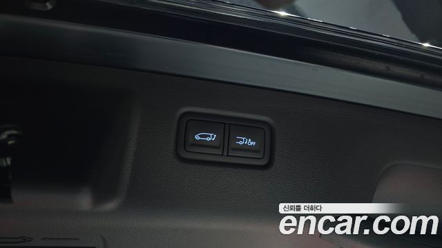 Hyundai Staria L3.5 Lounge 7-Seater Inspiration 2024 — фото 20